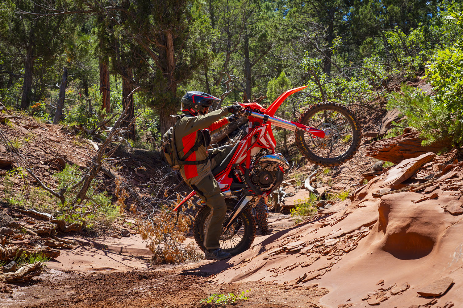 BETA XTRAINER: ENTRY LEVEL ENDURO BIKE - Dirt Bike Magazine