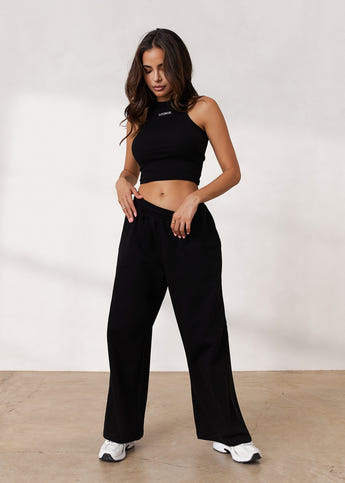 iClosam Womens Joggers Tracksuit Bottoms Cotton Jogging Bottoms Straight  Leg Sweatpants Lounge Pants Sports Trousers with Pockets Black :  : Fashion