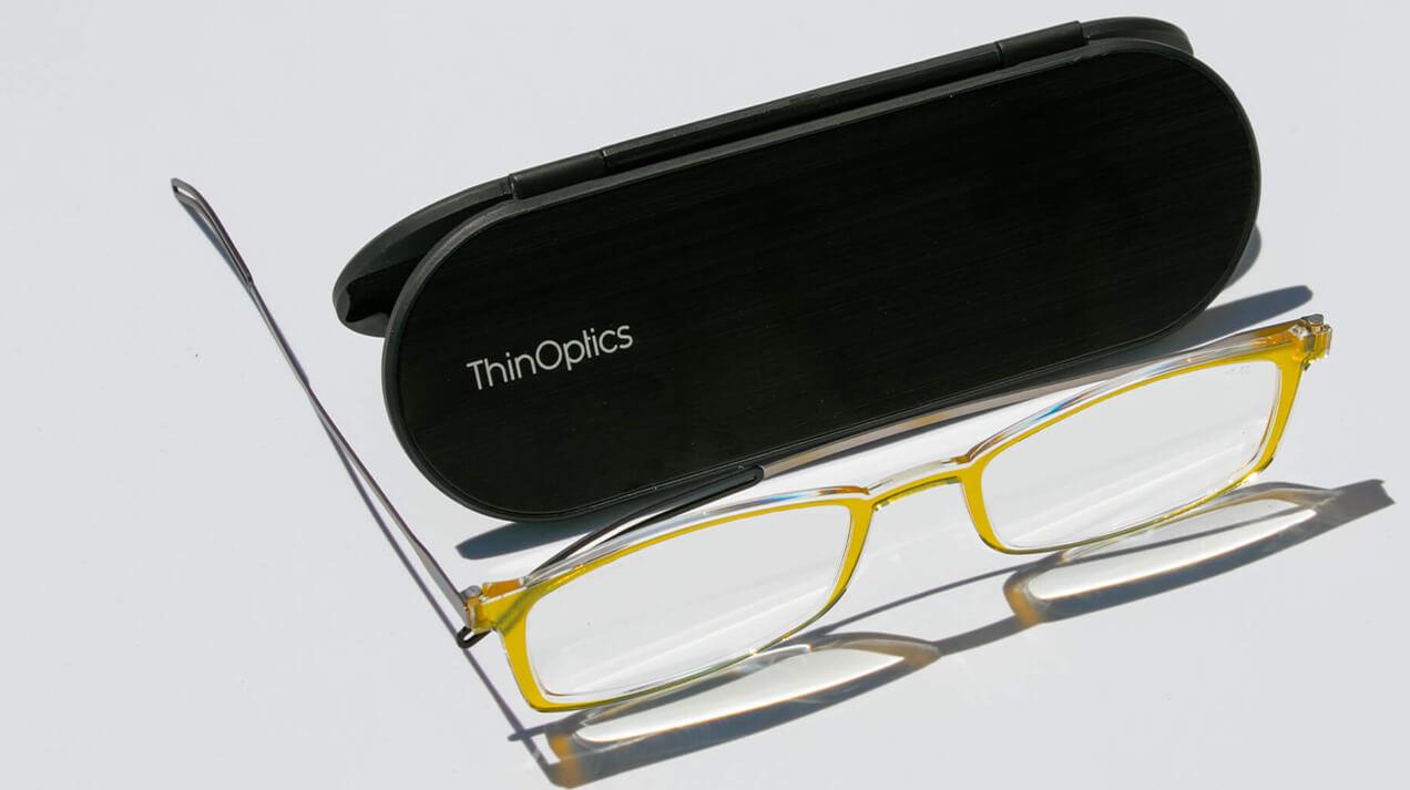 Manhattan Reading Glasses in Yellow with the Milano Case