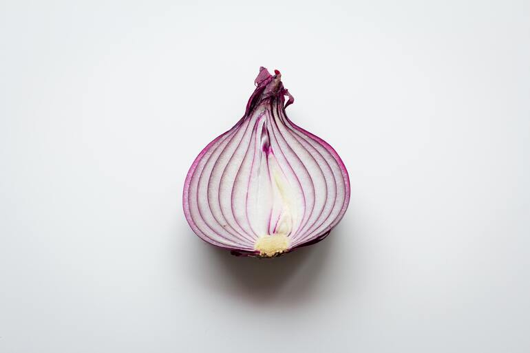 Red onion oil for hair fall control