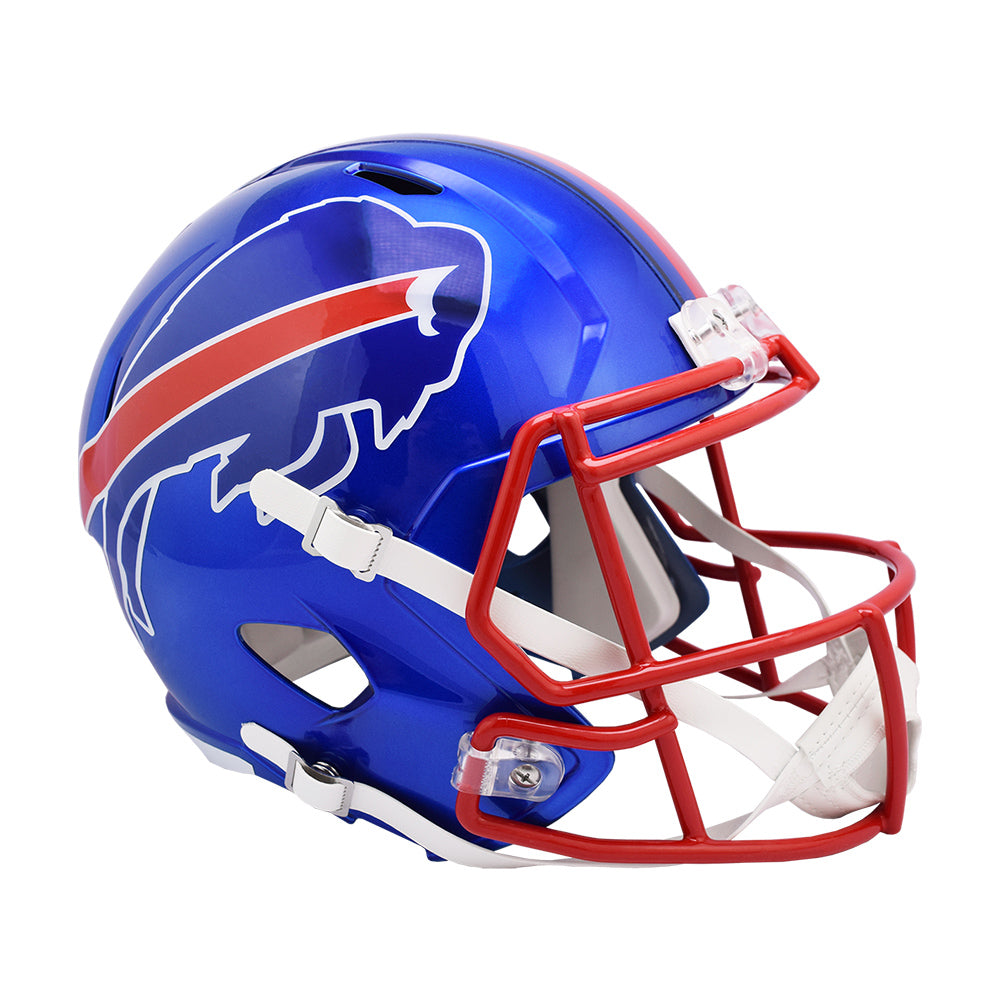 Stefon Diggs Autographed Buffalo Bills Flash Replica Full-Size Football  Helmet - BAS (Silver Ink)