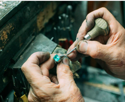 resizing an engagement ring