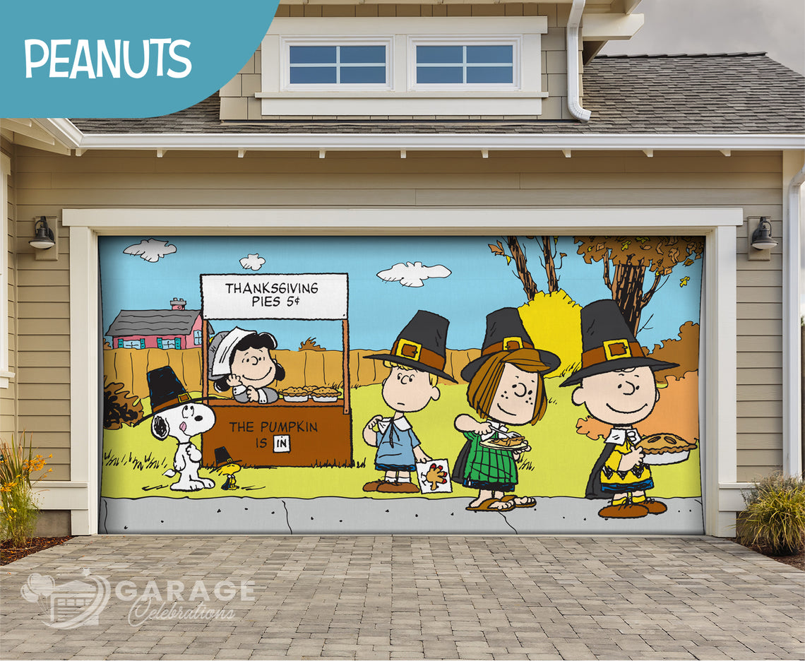 Picture of Peanuts Thanksgiving Pies
