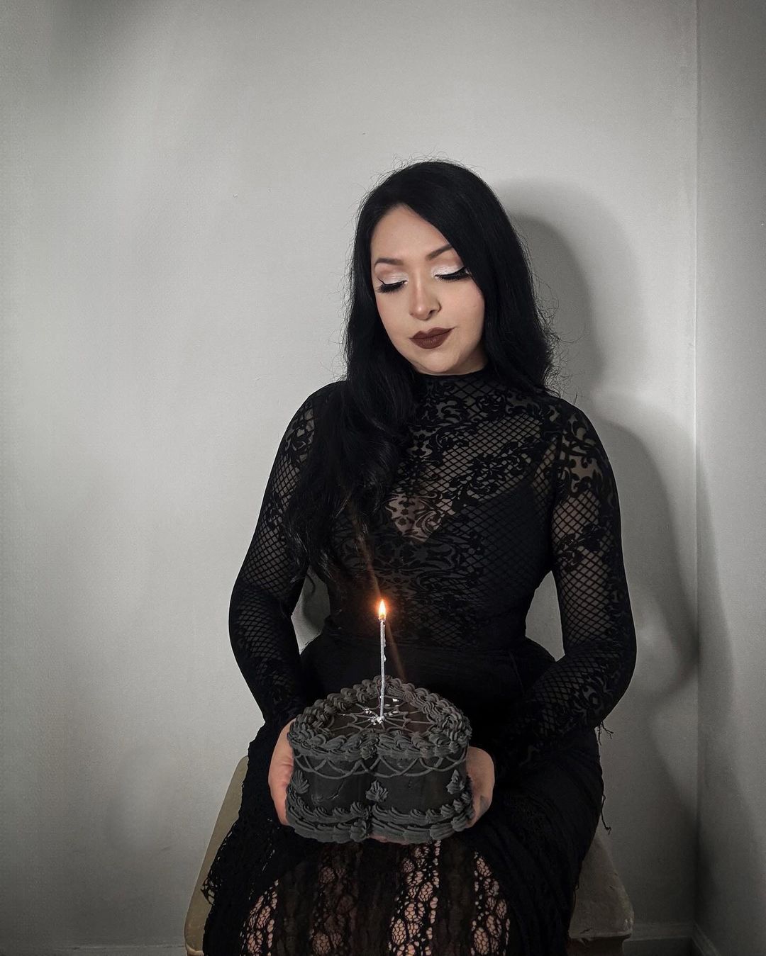 🎂🪄🎩🐇

#shasilo #shasiloswirl #goth #gothic #alternativefashion #alternativeoutfit