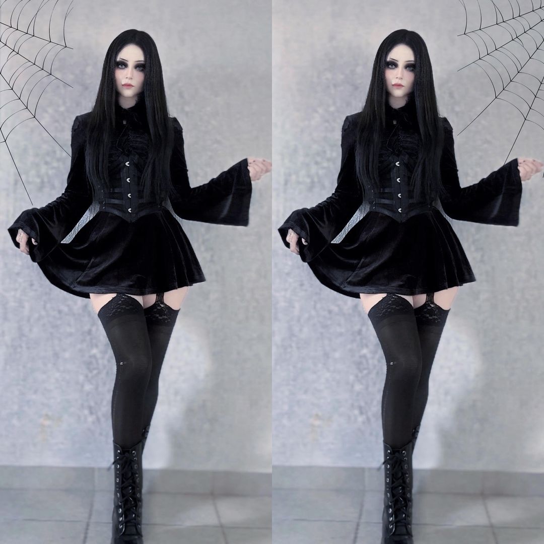 🪦my perfect dress for your funeral 🪦🦇

.
From: Dress and waistband @shasilo_clothing

-

#shasilo #shasiloswirl #goth #gothic #gothgoth #gothicfashion #gothicstyle #gothicbeauty #gothicmodel #gothicgirl 
#gothiclife #gothfashion #gothstyle #gothmodel #occult #occultfashion #alternative #alternativegirl