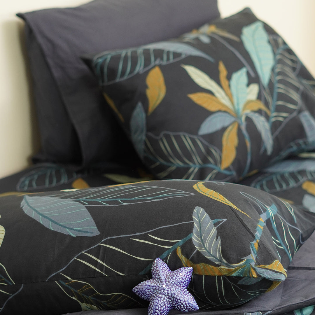 Tropical Night King Bedsheet Set