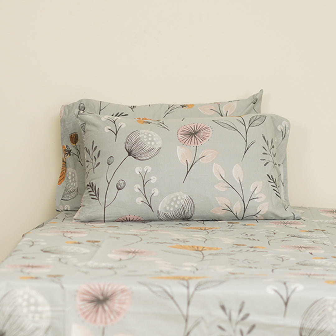 Dandelion grace King Bedsheet Set