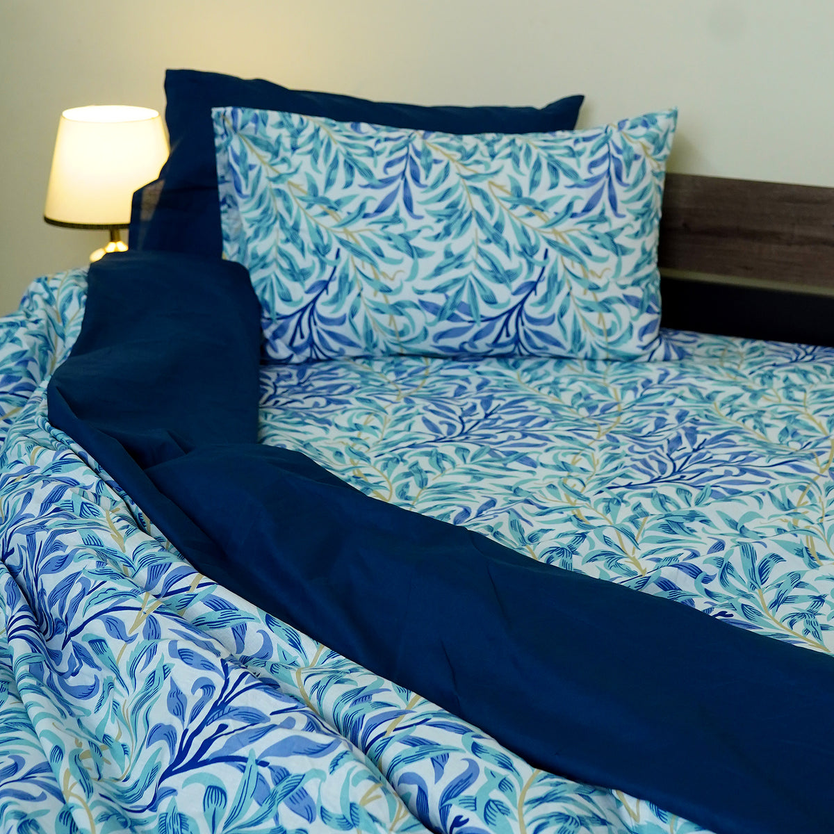 Meadow Bloom King Bedsheet Set