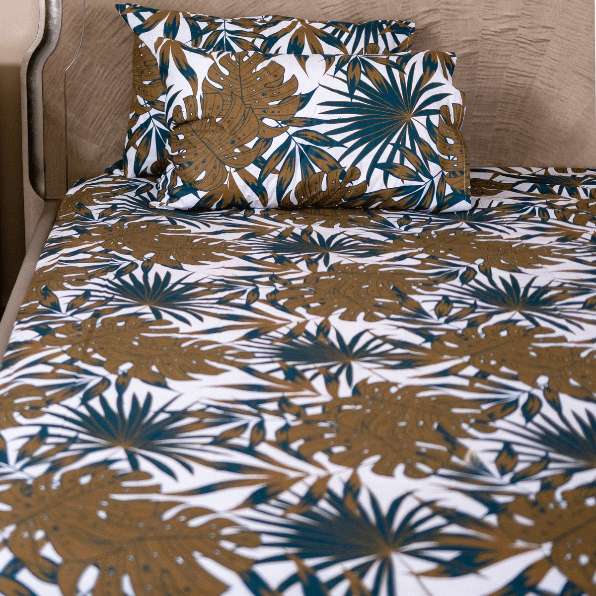 Maple-leaves Single Bedsheet Set