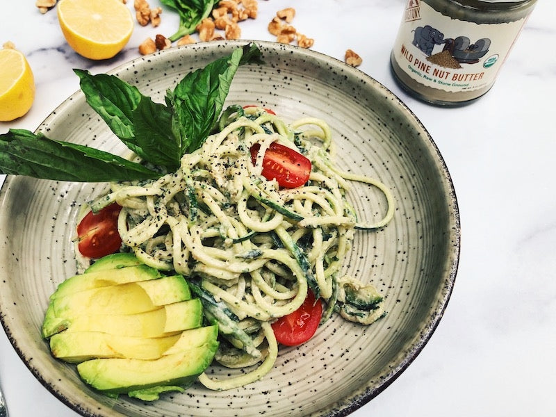 Vegan Zoodles with Creamy Pine Nut Butter Pesto (raw, paleo, keto-friendly) 