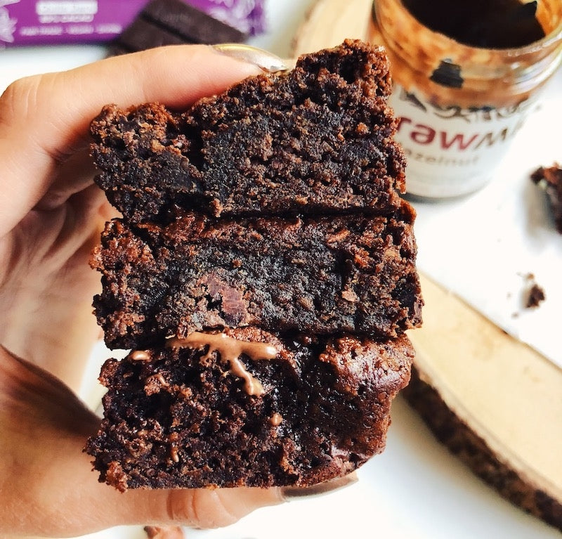 Vegan, Gluten-Free Rawmio Brownies 