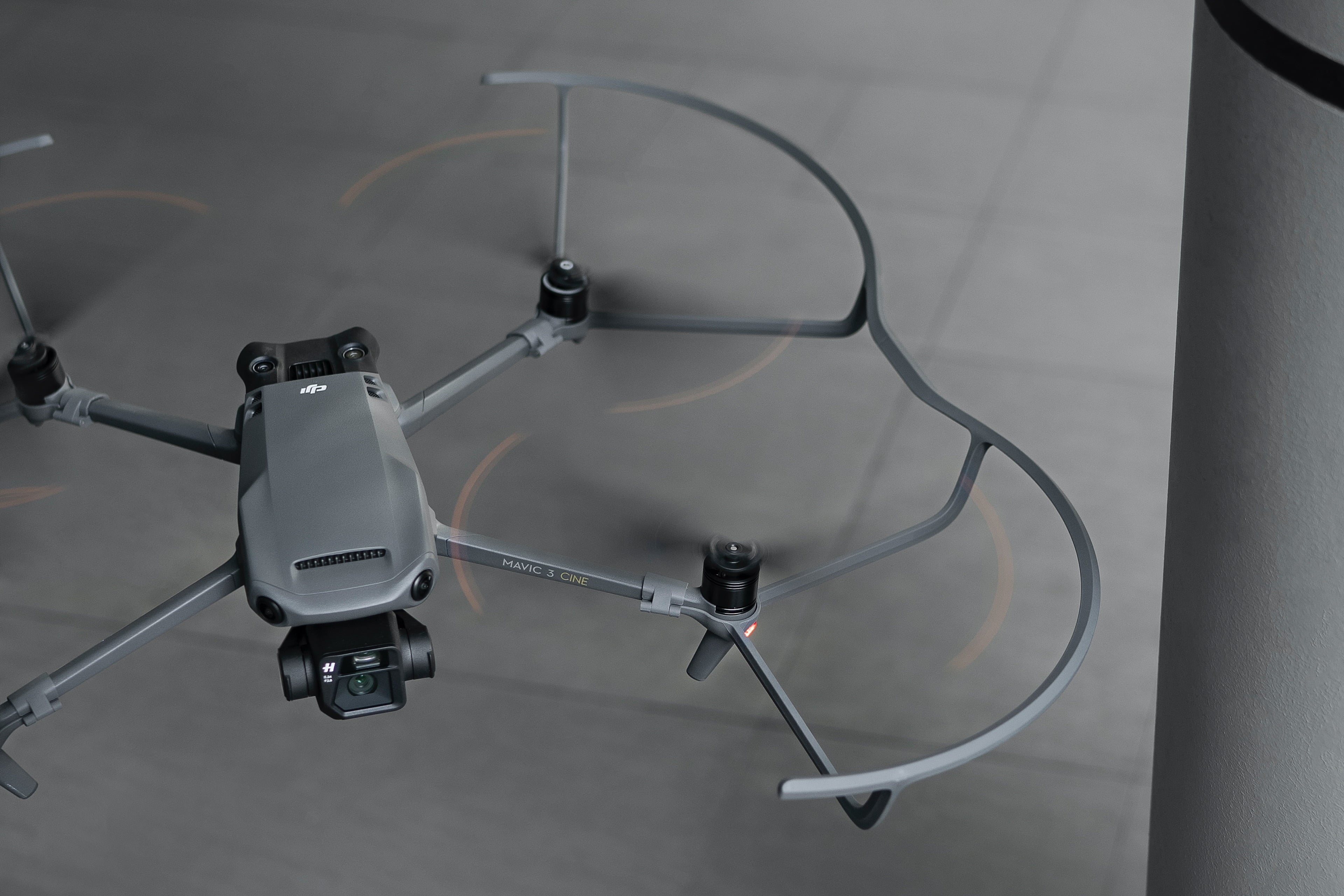 中古】DJI Mavic 3 + アクセサリー一式【機体登録済み】