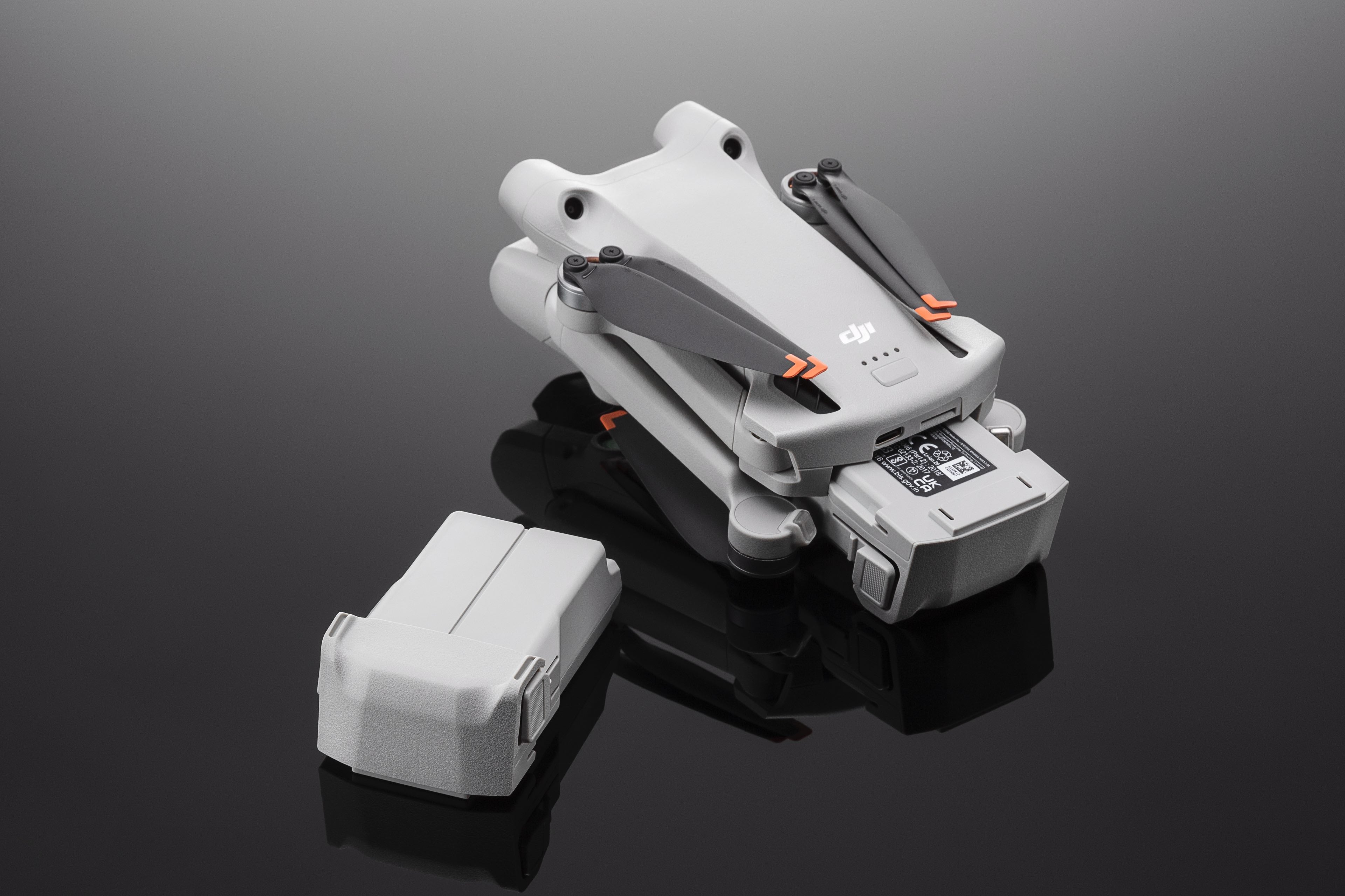 事前機体登録済] DJI Matrice 200 V2 [OUTLET]