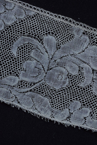 dentelle antique アンティークレース　250cm .FR a l'epoque