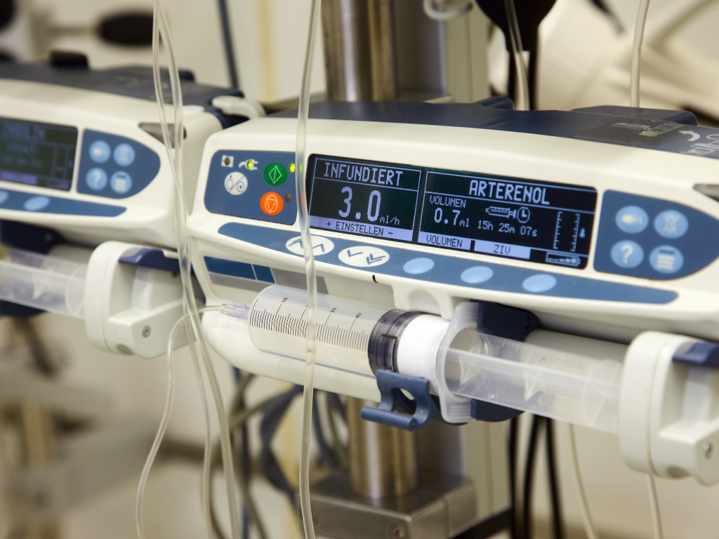 Infusion Pumps - Portable Infusion Syringe Pumps | Tomlin Medical