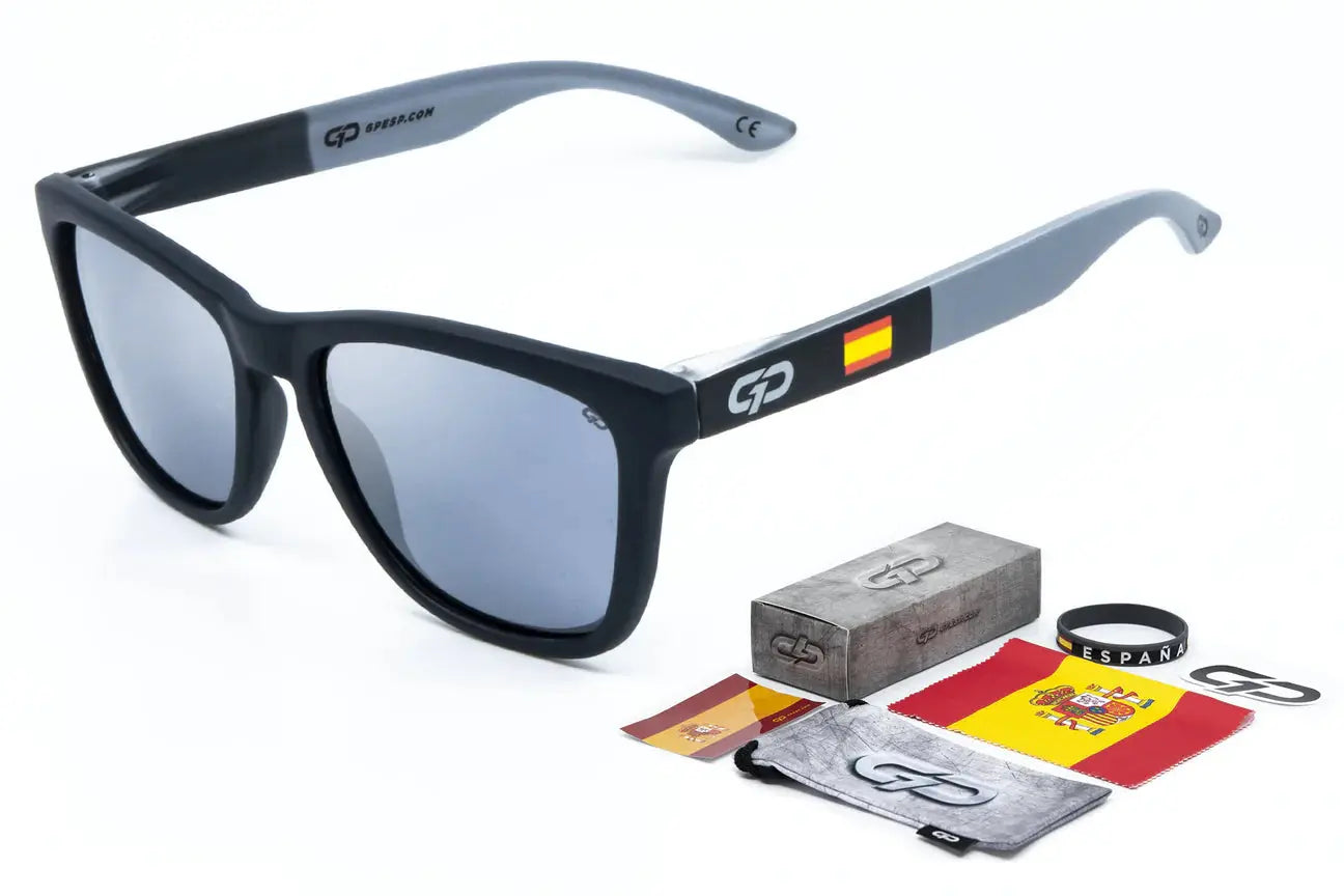 Comprar Gafas de España plateadas ZERO + Envío GRATIS Bandera España La Flamenca de Borgoña Patricia Muñoz VOX