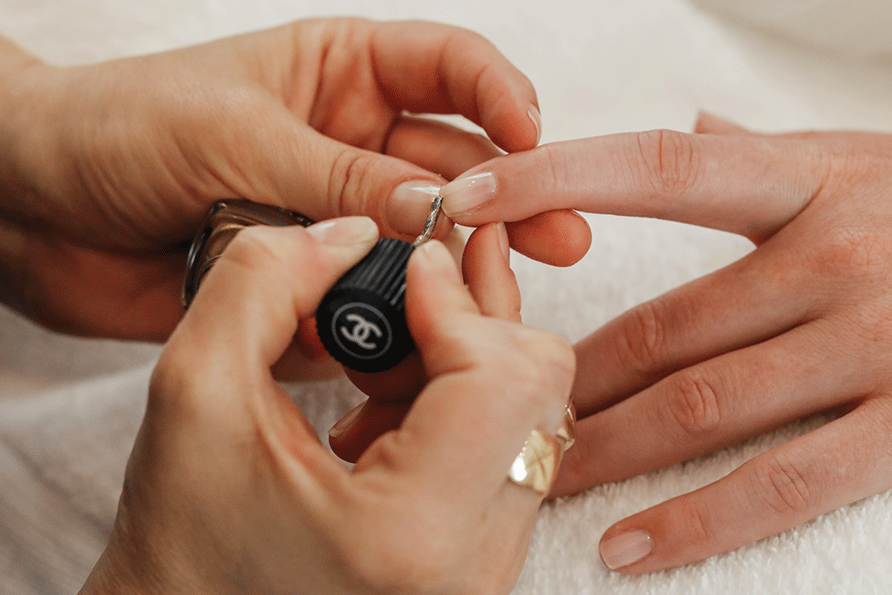 jocelyn petroni x chanel le vernis holiday collection event