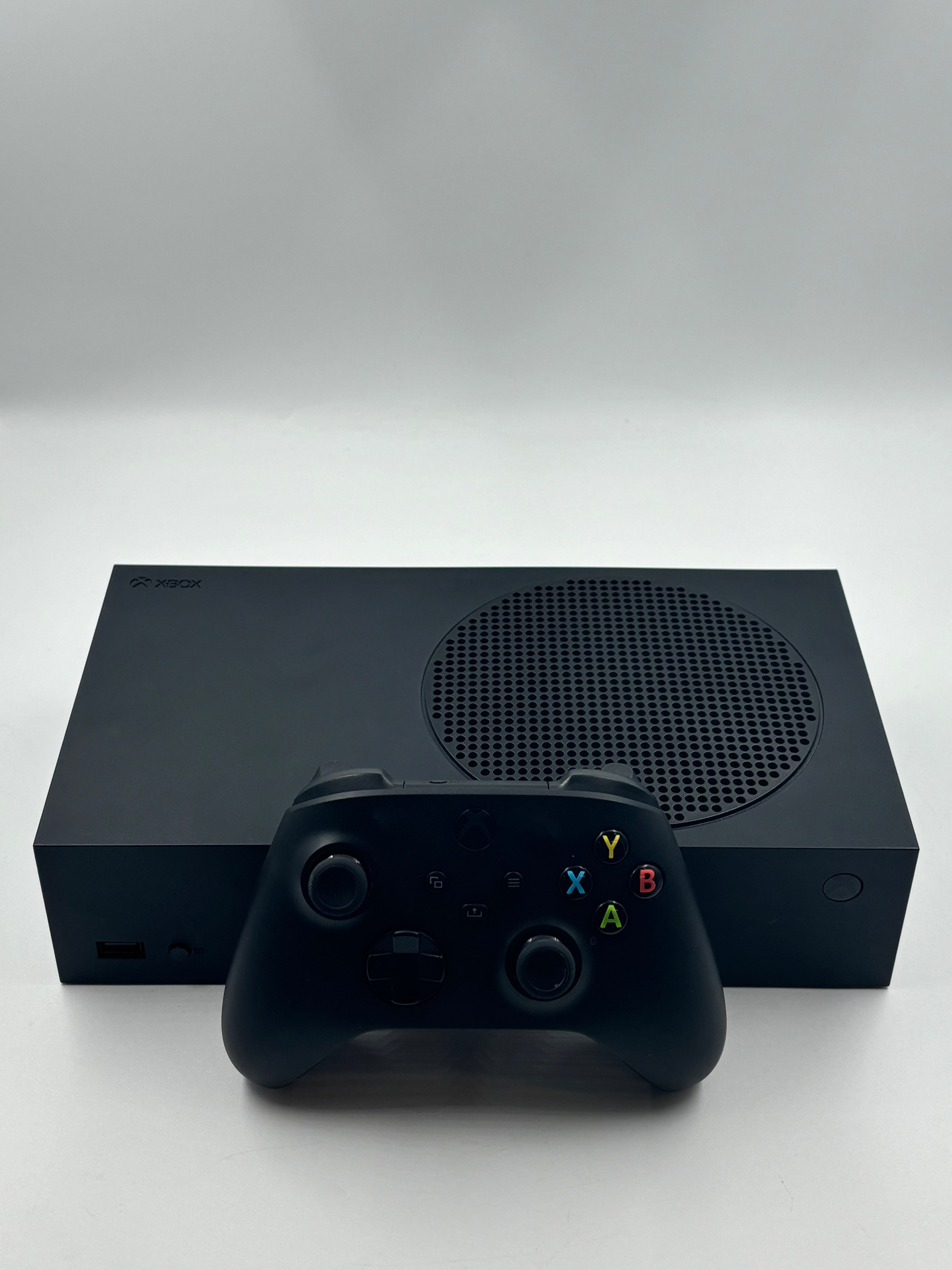 Microsoft Xbox Series S 1TB Console Gaming System Black 1883