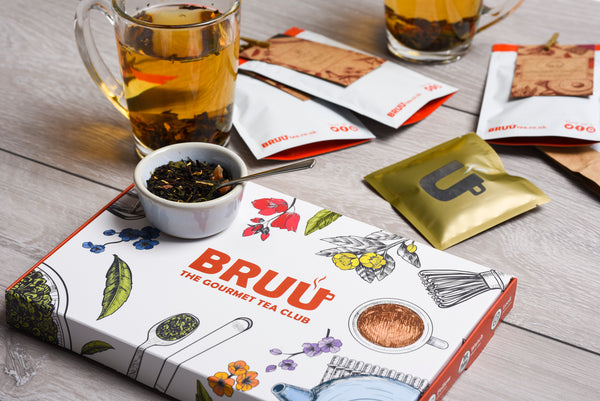 Bruu box with tea cups and packets of loose leaf tea