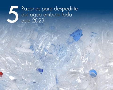 Botellas de plástico PET transparentes con tapón azul