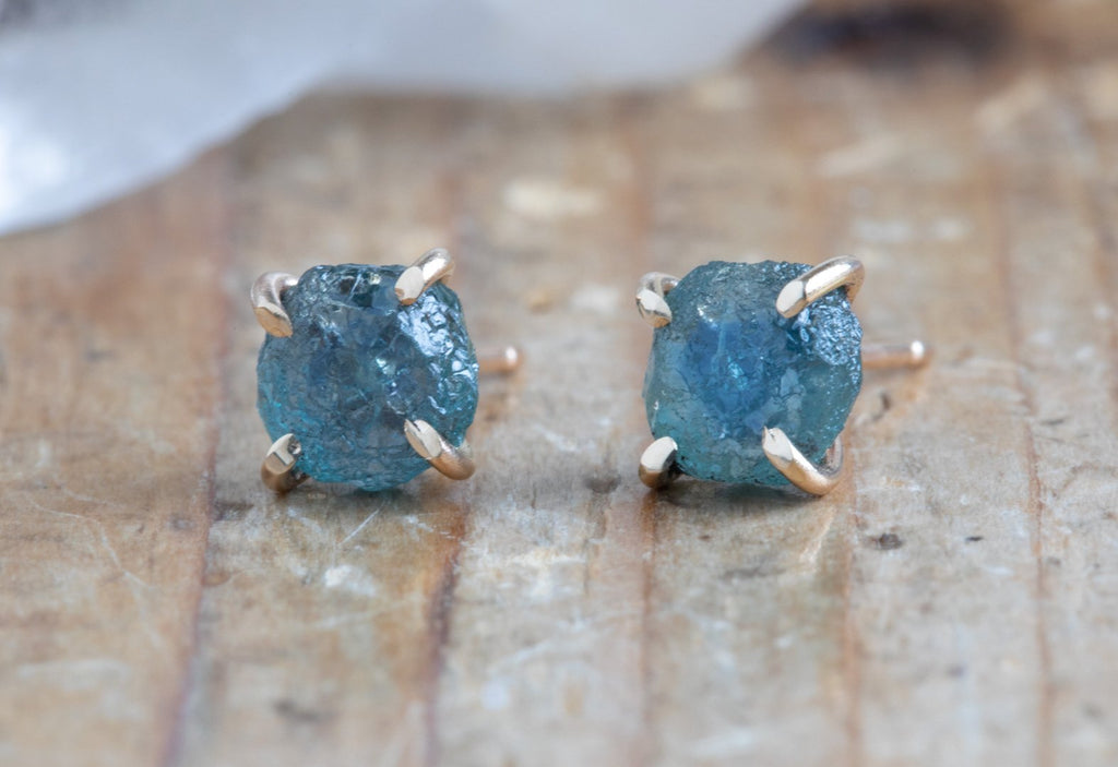 Raw Montana Sapphire Stud Earrings – Alexis Russell