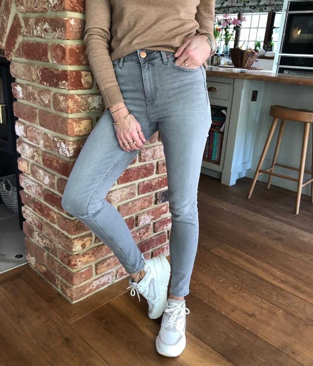 Grey Ivy Skinny Jeans  Size 20S