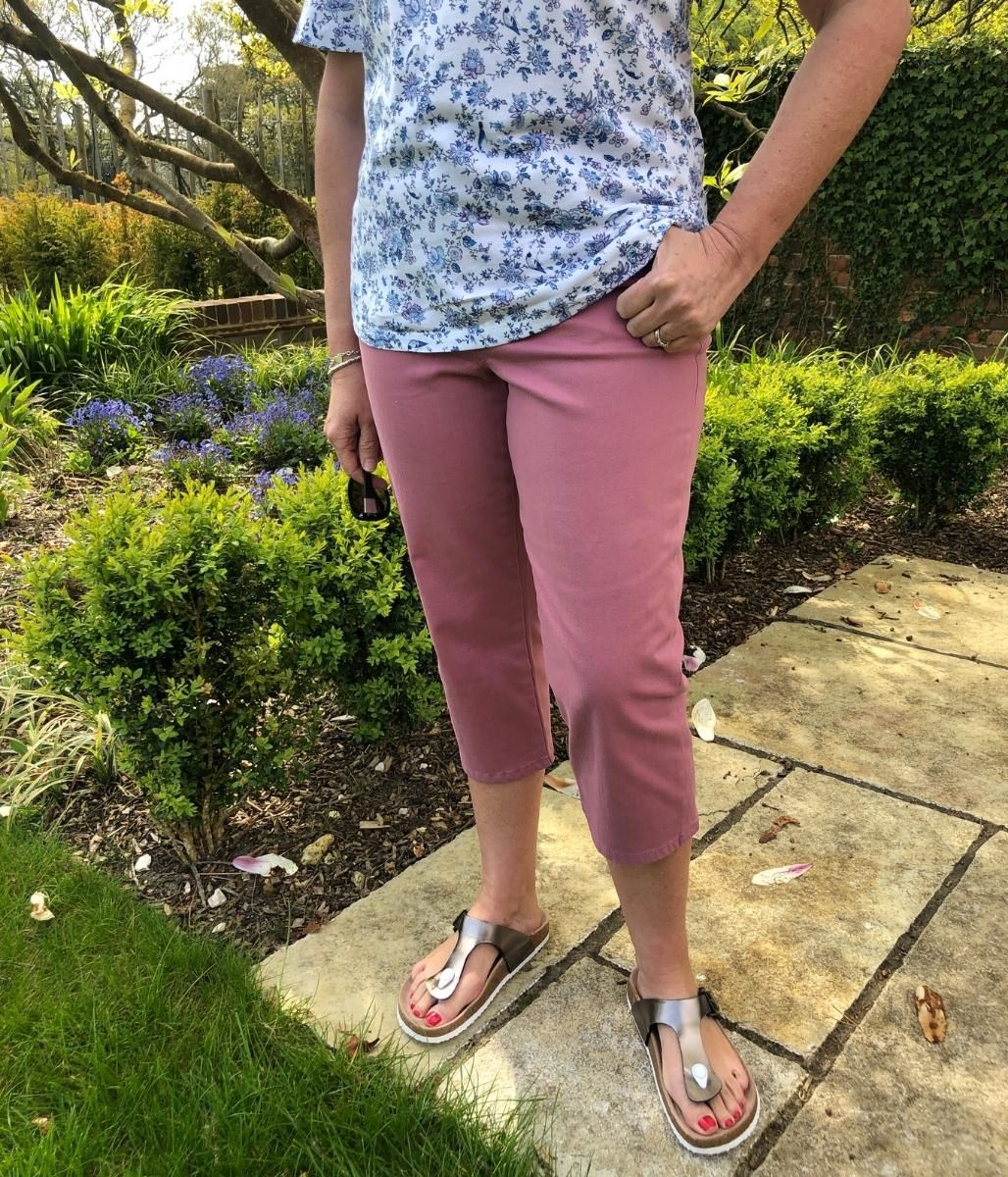 Pink Straight Capri Jeans  Size 8