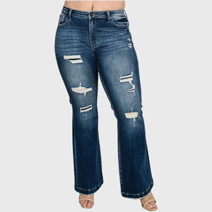 LaKota Flared Plus Jeans - Whispering Willows Btq.