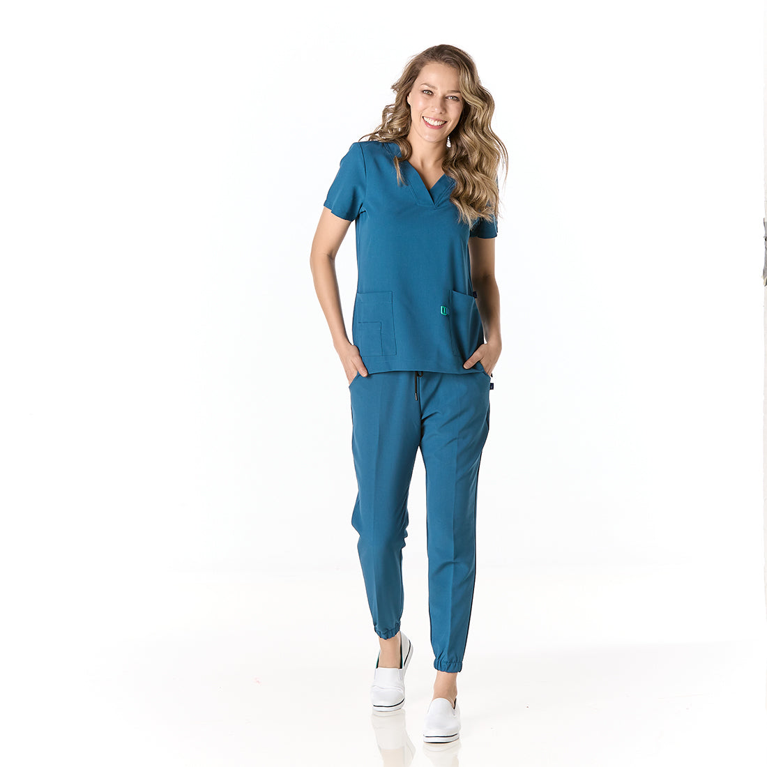 Pijama Sanitario Performance Mujer Antibacterial – Gallantdale España