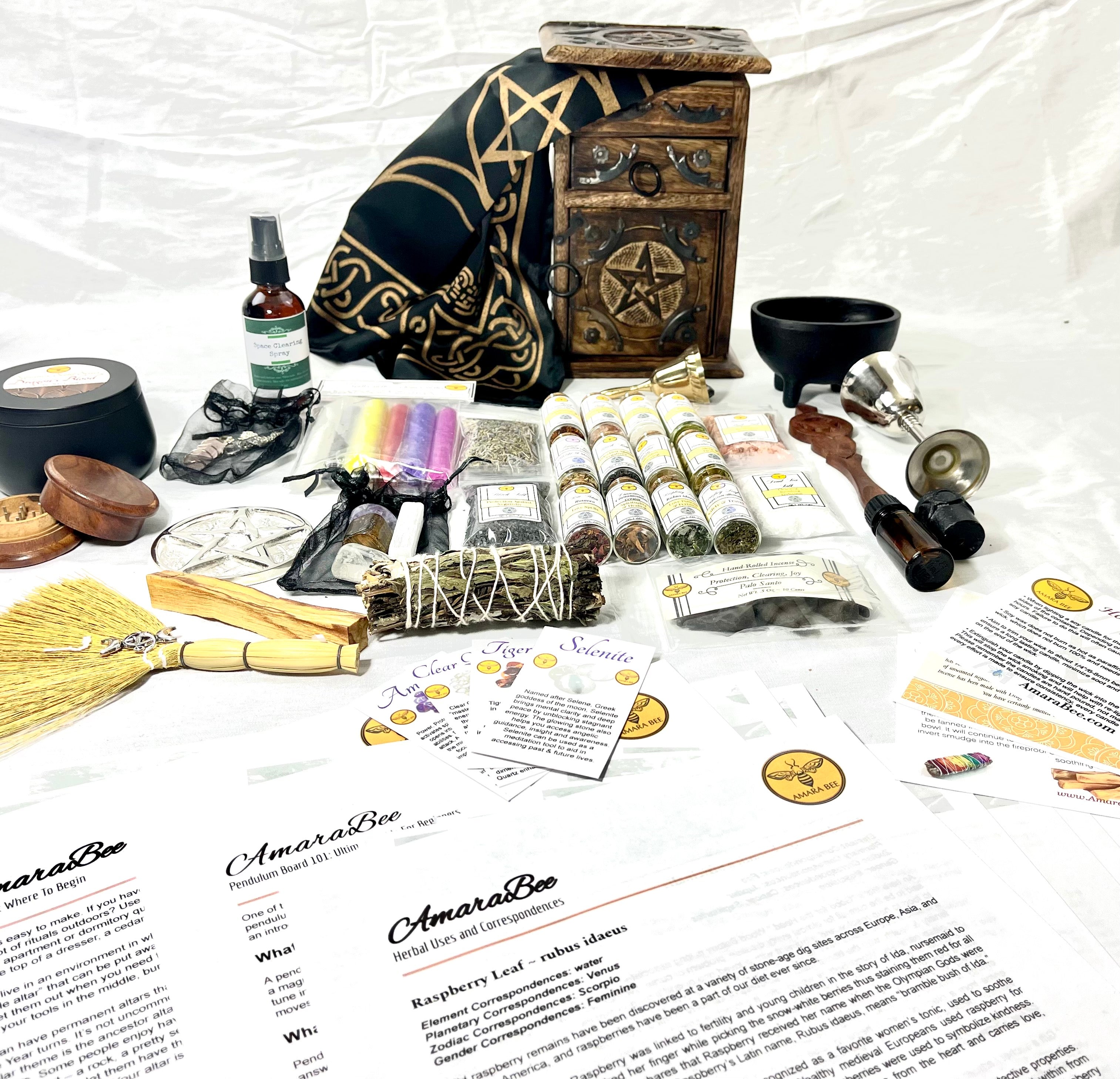 The Ultimate Witch Kit, Altar Setup