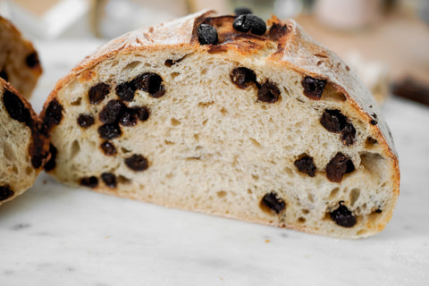 sourdough bread with raisins