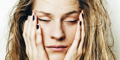 girl with skin frustration