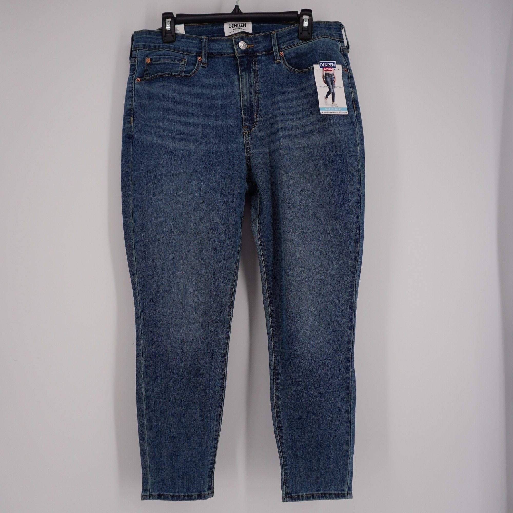 Denizen from Levi's NWT Women's Medium Wash High Rise Skinny Jeans 16S –  Two Soul Sisters Resale