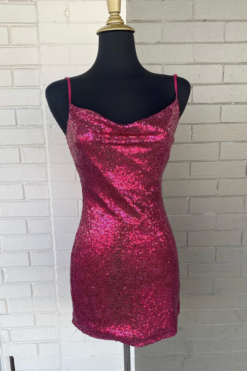 Cowl Neck Sequin Short Homecoming Dress – Modsele