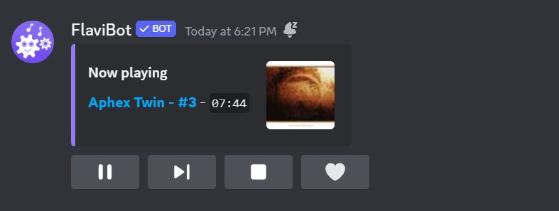 FlaviBot playing music in Discord