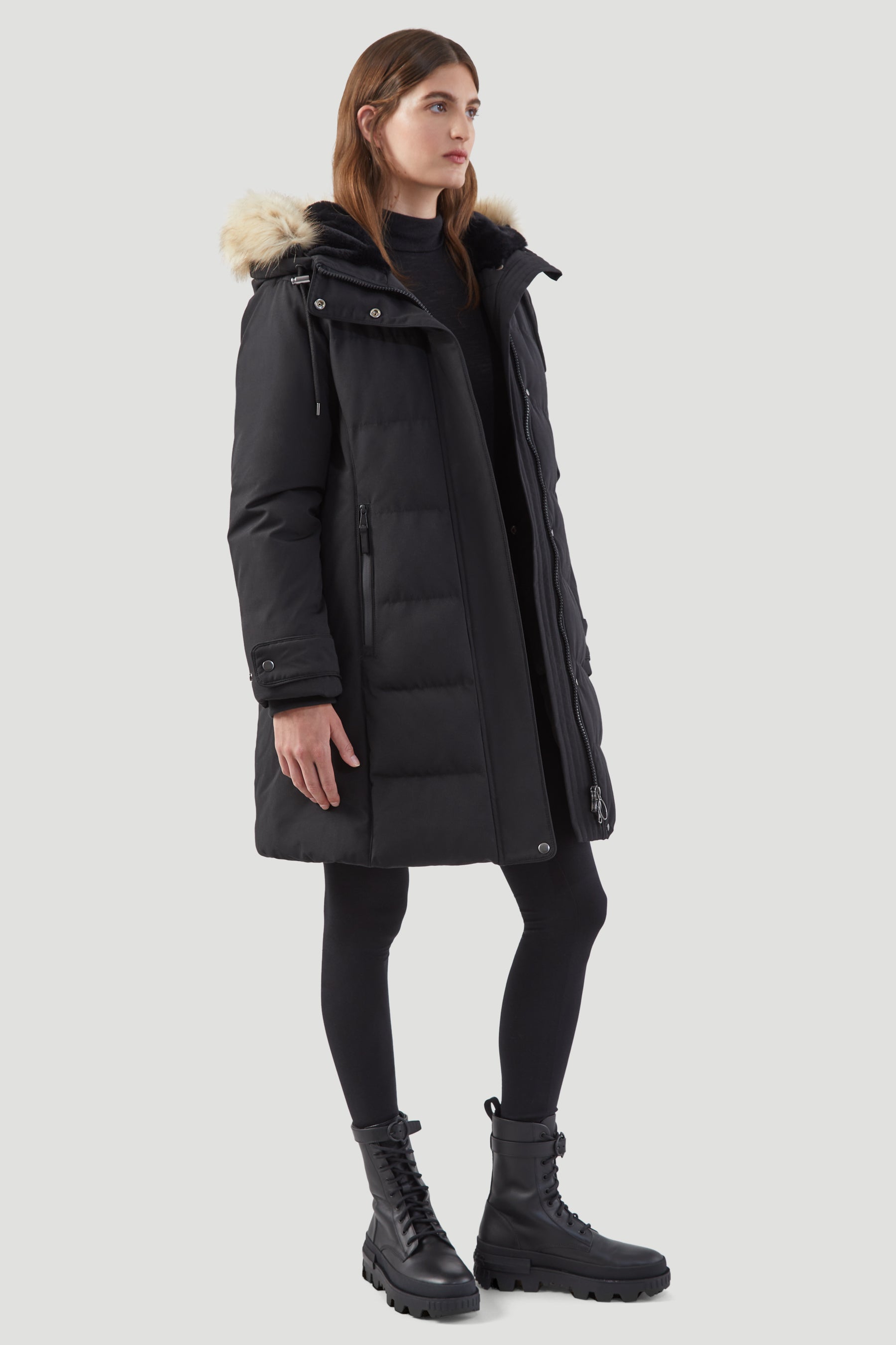 PADDED MID-LENGTH COAT – KALDTVAER