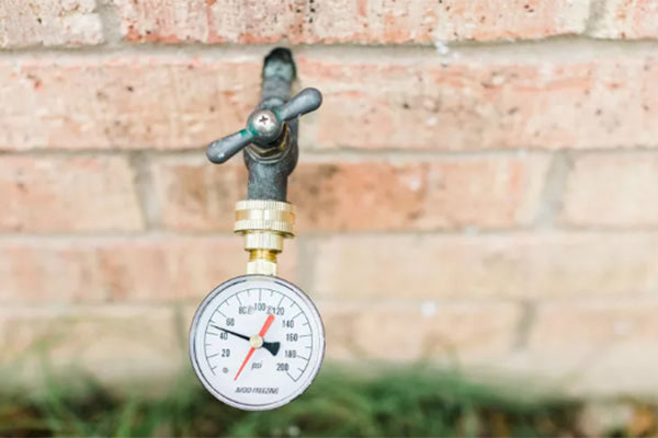 How to Identify Low Water Pressure