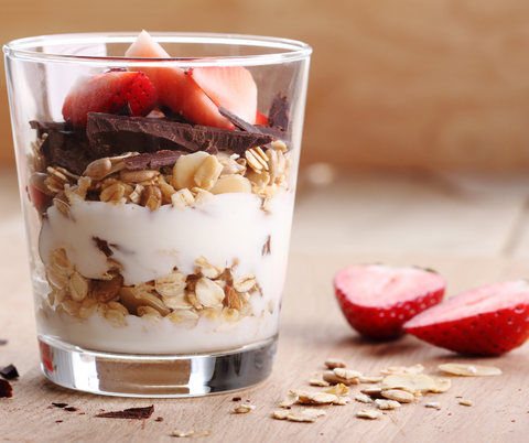 4 Delicious Ways to Eat Granola for Breakfast: Granola Parfait