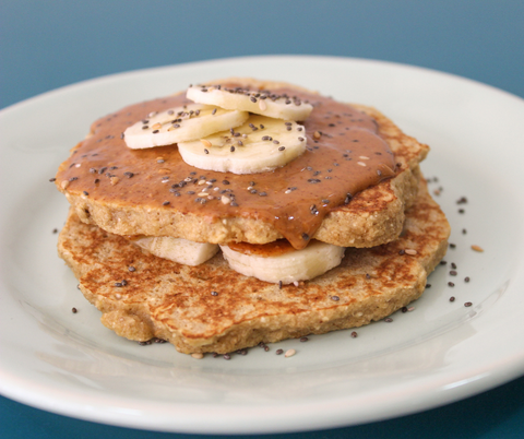 Healthy Breakfast Ideas: Banana Oat Pancakes