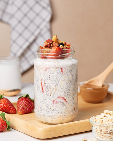 Overnight Oats With Granola & Chia Seed Pudding