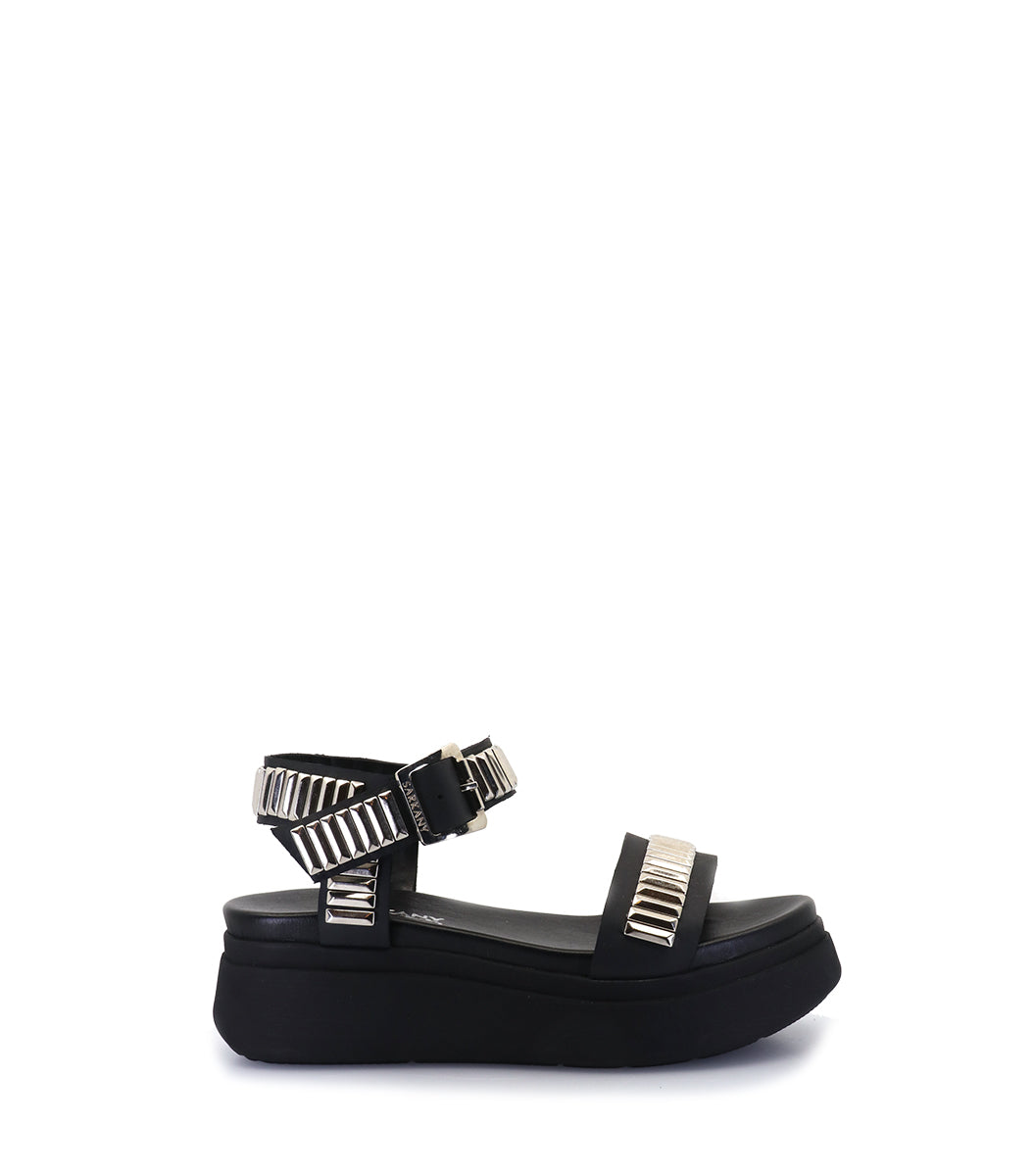 Jochu Platform Sandals with Buckle Women - Black – SARKANY US