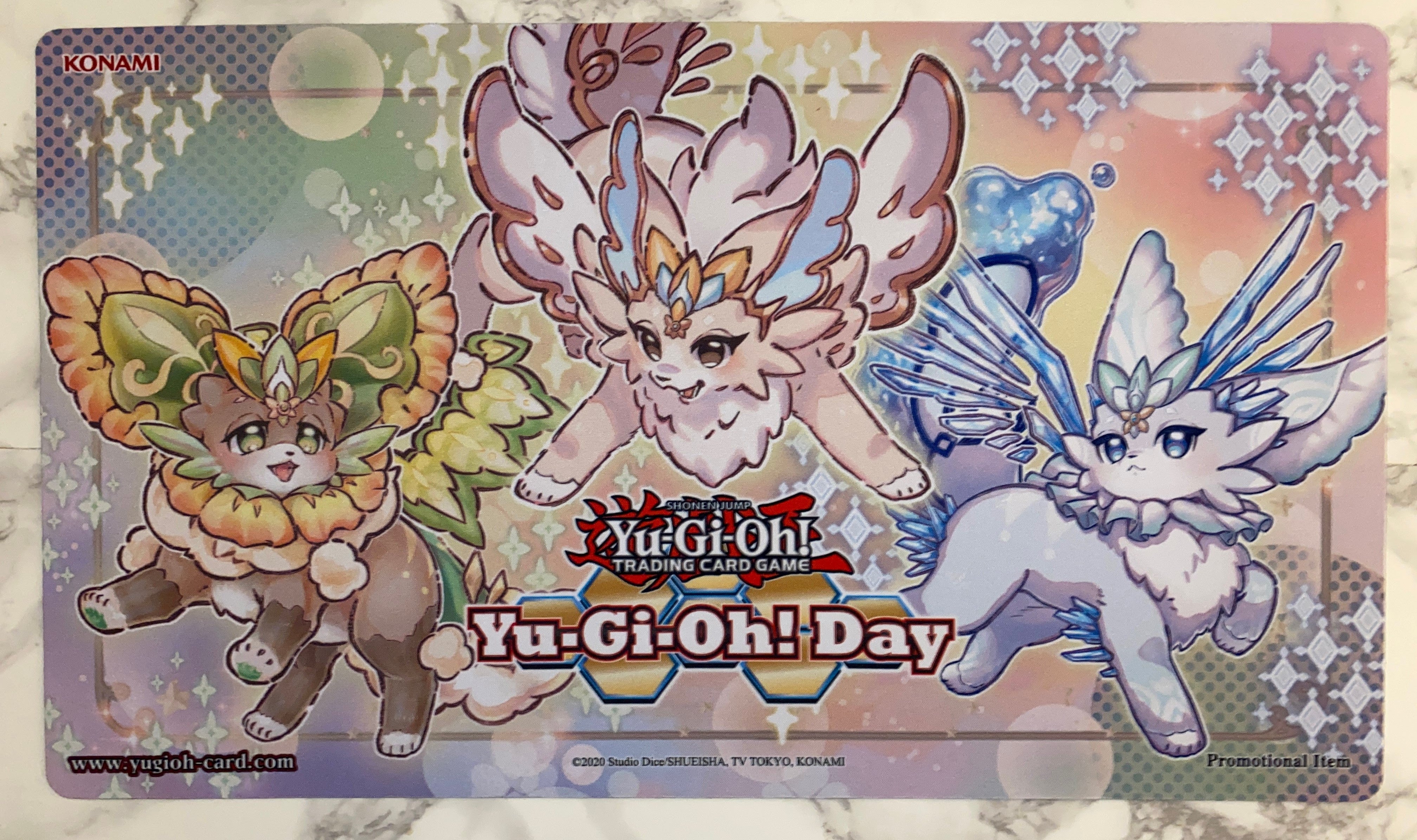 遊戯王 公式 YU-GI-OH DAY! ピュアリィ プレイマット 開封済み