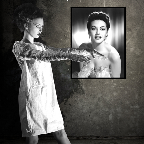 YVONNE DE CARLO VINATGE CANVAS PRINT