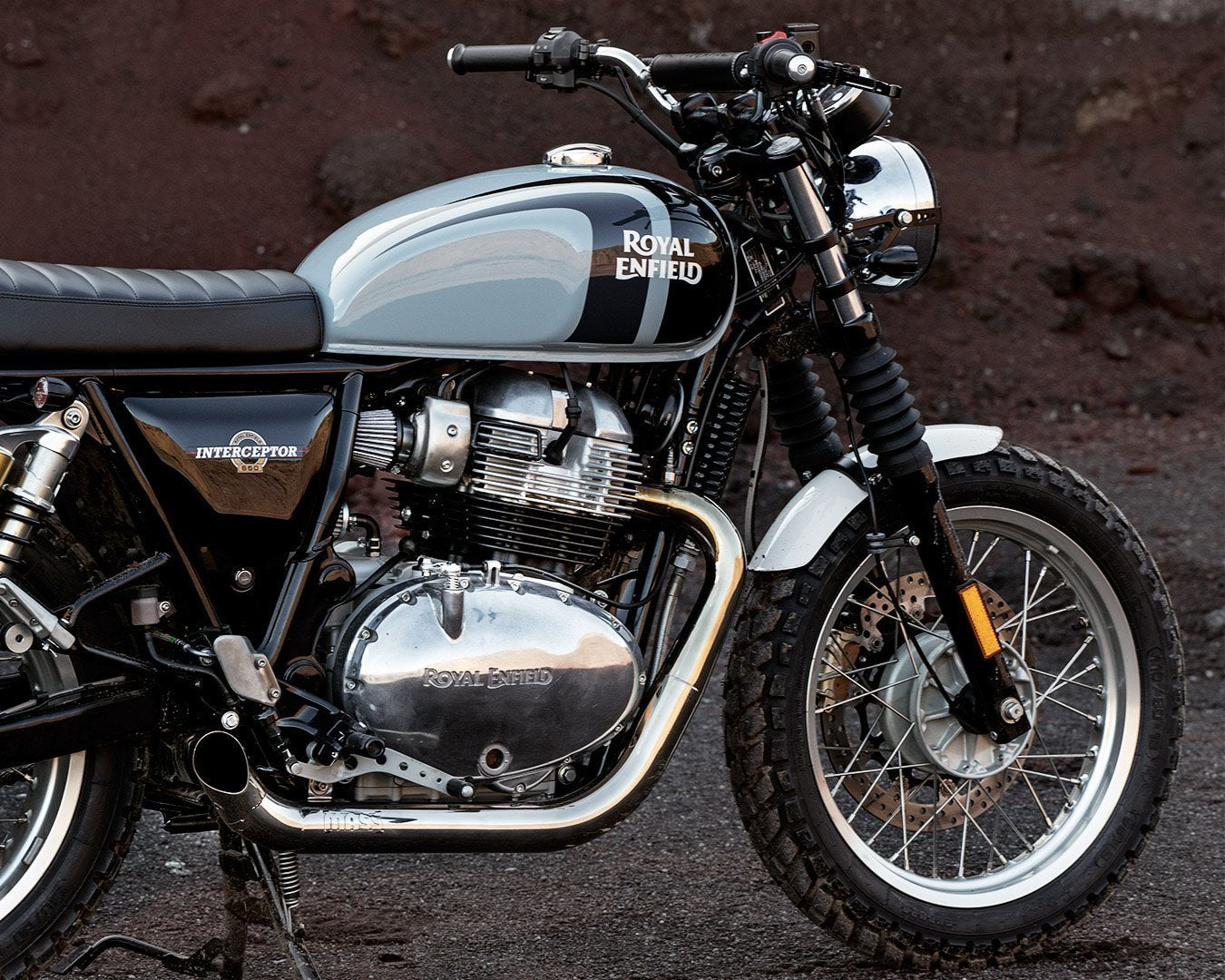 Interceptor 650 Custom Grava por Cafe Twin