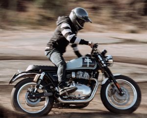 Royal Enfield Personnalisé Cafe Twin Gravier