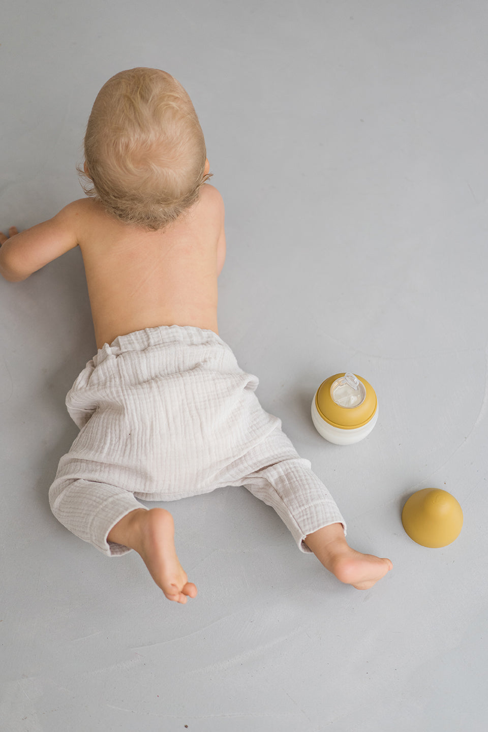 Motricité libre et activité autonome : libérez les bébés !