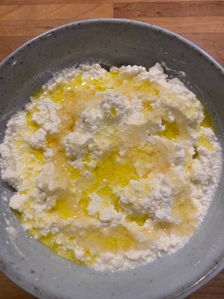 4TH DAY OF OLIVE OIL – CROSTINI WITH OLIVE OIL/HONEY RICOTTA