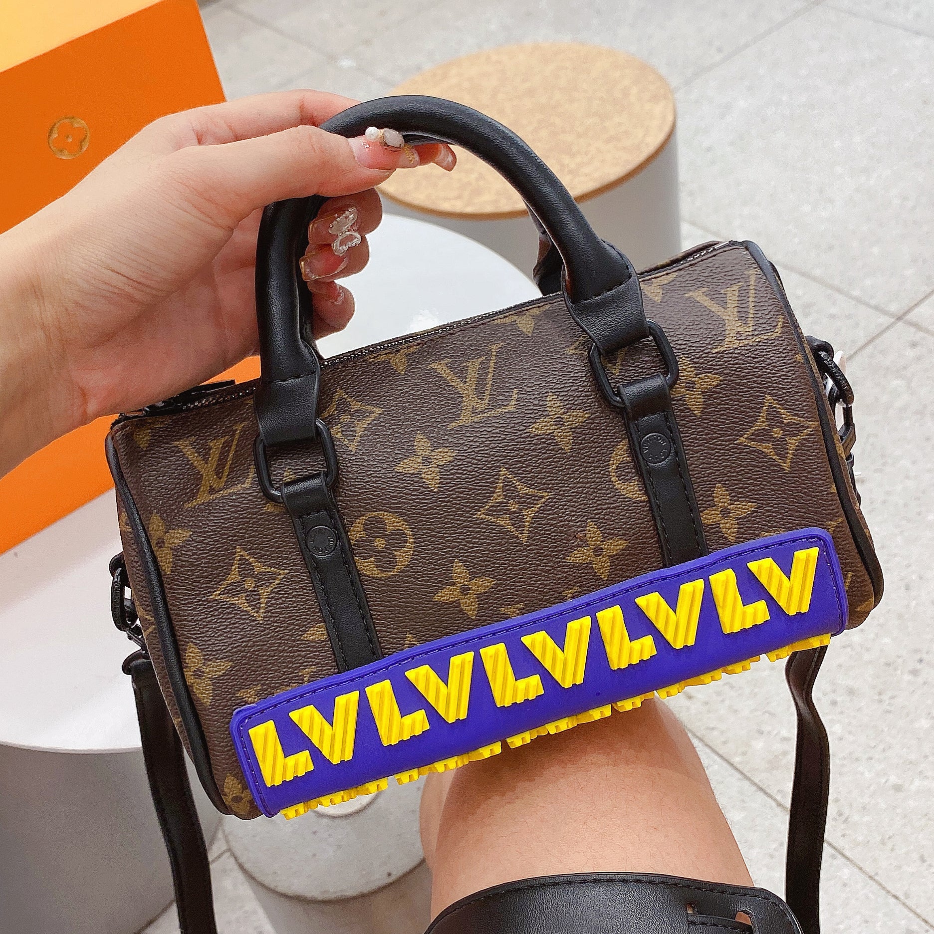 LV Louis vuitton New Products Fully Printed Letters Ladies Shopp
