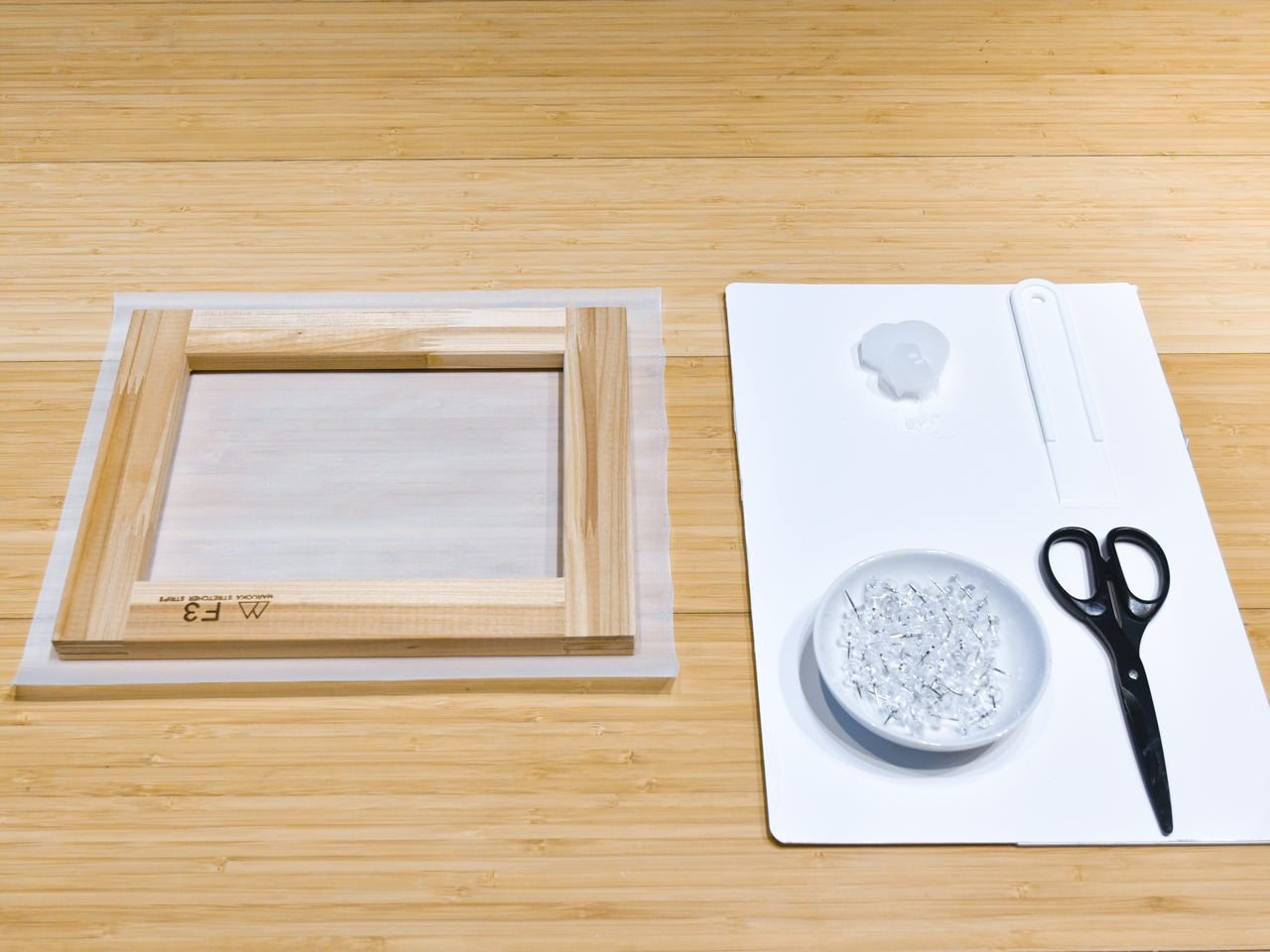 絹枠 F10号: 絵絹を張るための木枠 - アート用品