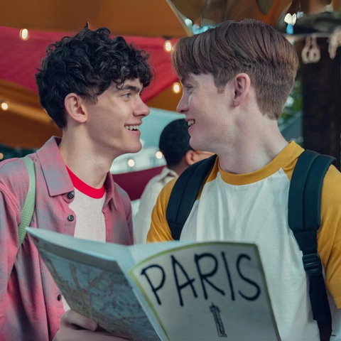 Nick Nelson and Charlie Spring from TV show Heartstopper on a school trip in Paris